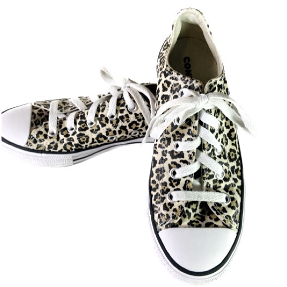 CONVERSE Chuck Taylor AllStar OX Leopard LowTop Sneakers Youth Sz 2 - Picture 3 of 9